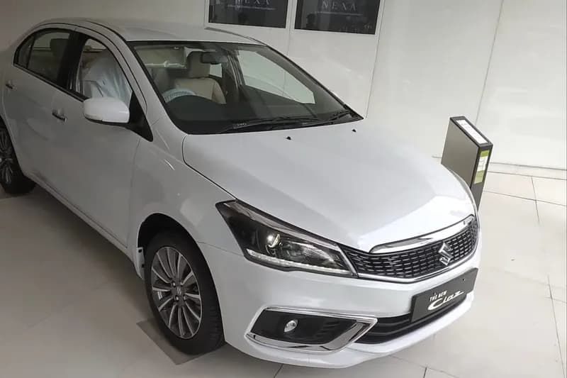2016 Maruti Suzuki Ciaz LXI — photo 1 of 1