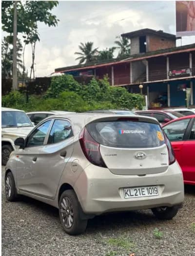 2013 Hyundai Eon MAGNA — photo 2