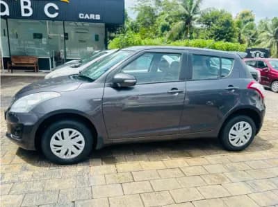 2017 Maruti Suzuki Swift — photo 3