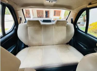 2017 Tata Motors Indigo eCS — photo 5 of 6