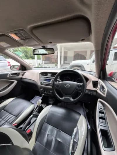 2014 Hyundai i20 Asta — photo 5 of 6