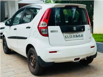 2013 Maruti Suzuki Ritz — photo 2 of 3