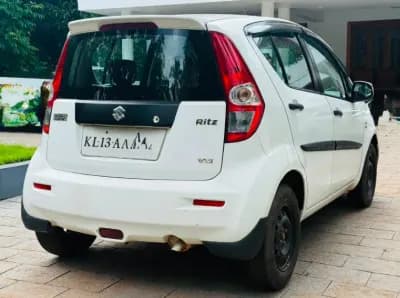 2013 Maruti Suzuki Ritz — photo 3 of 3