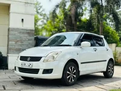2010 Maruti Suzuki Swift VDI in white — photo 2 of 5