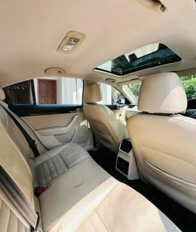 2015 Skoda Octavia Style Plus in white — photo 5 of 5