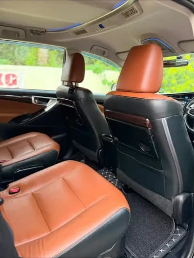 2017 Toyota Innova Crysta 2.8 Z AT in brown — photo 6 of 6