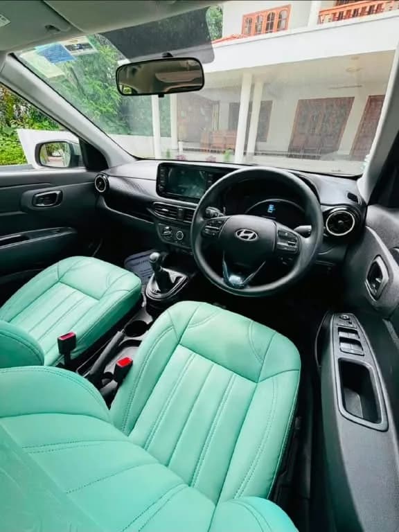 2024 Hyundai Exter S in green — photo 3 of 4