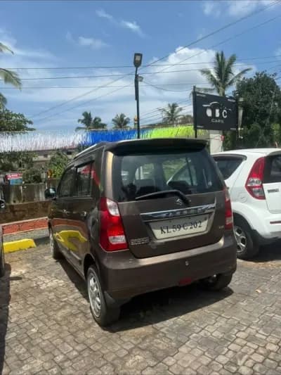 2011 Maruti Suzuki Wagon R VXi in brown — photo 2 of 5