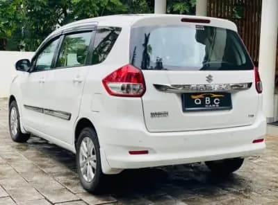 2017 Maruti Suzuki Ertiga VDI Hybrid in white — photo 3 of 4