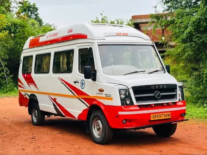 2014 Force Motors Traveller A/C 14 Seater in white for sale in Uliyil, Kannur