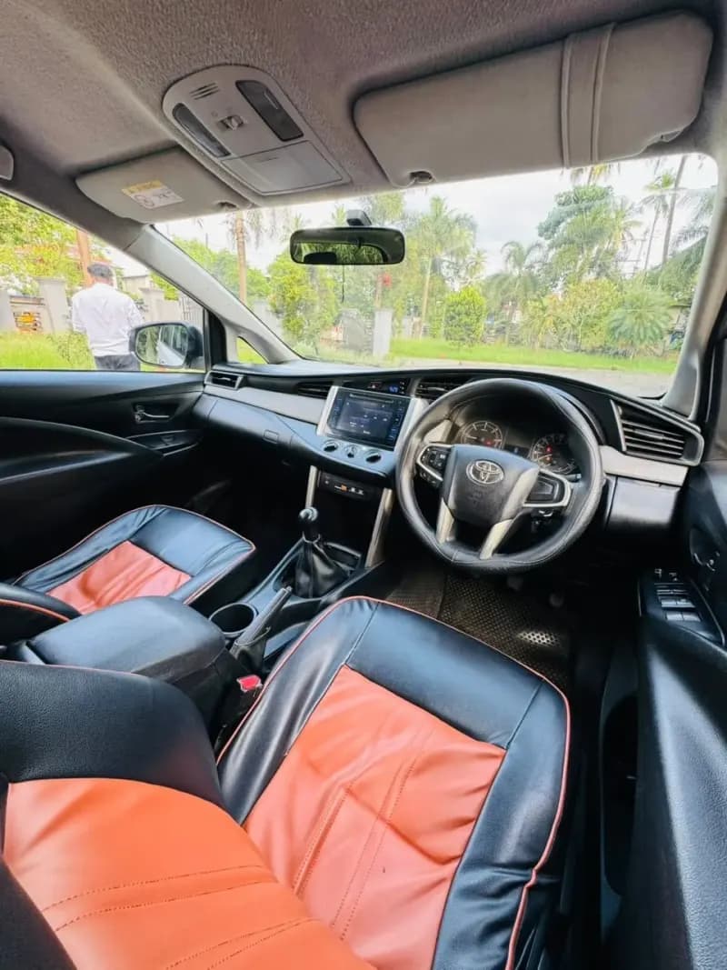 2019 Toyota Innova Crysta GX+ in white — photo 5 of 6