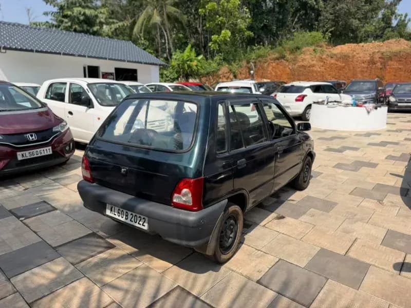 2009 Maruti Suzuki 800 Non A/C in green — photo 4 of 10