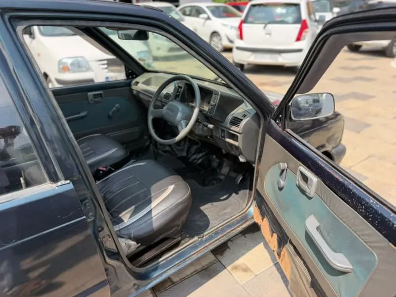 2009 Maruti Suzuki 800 Non A/C in green — photo 8 of 10