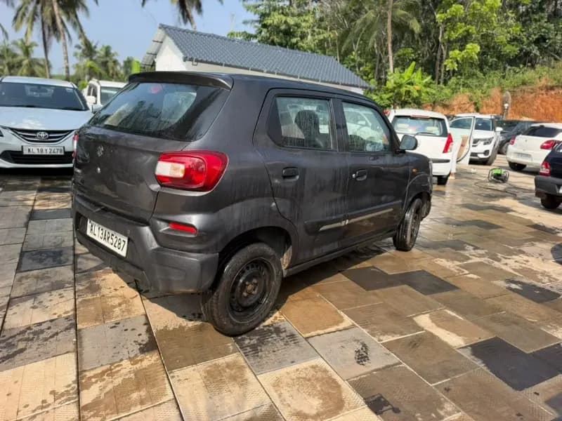 2020 Maruti Suzuki S-Presso VXi in grey — photo 5 of 10