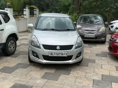 2014 Maruti Suzuki Swift VXi in silver — photo 2 of 9