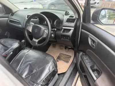 2014 Maruti Suzuki Swift VXi in silver — photo 6 of 9