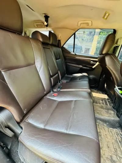 2016 Toyota Fortuner 4x2 MT in black — photo 6 of 6