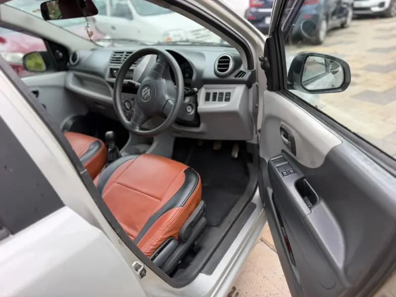 2009 Maruti Suzuki A-Star VXi in silver — photo 8 of 10