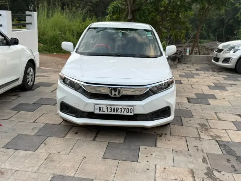 2020 Honda Amaze E in white — photo 2 of 10
