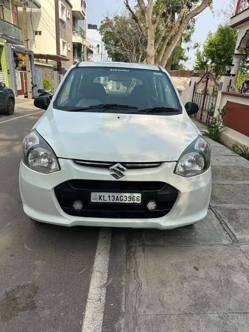 2016 Maruti Suzuki Alto 800 LXi in white for sale in Iritty, Kannur