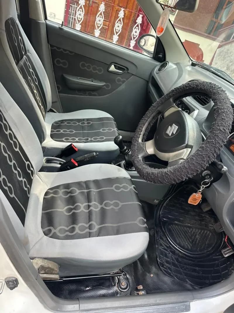 2016 Maruti Suzuki Alto 800 LXi in white — photo 5 of 6