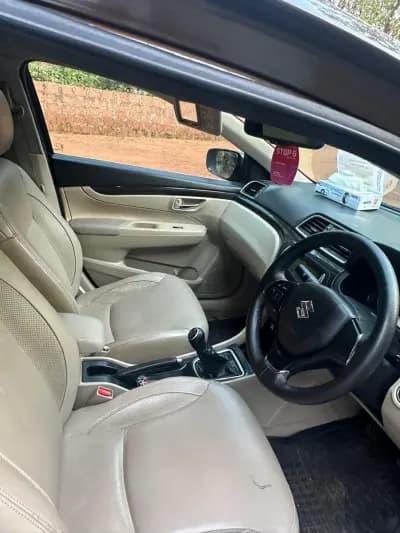 2015 Maruti Suzuki Ciaz ZDi Plus SHVS in brown — photo 6 of 6