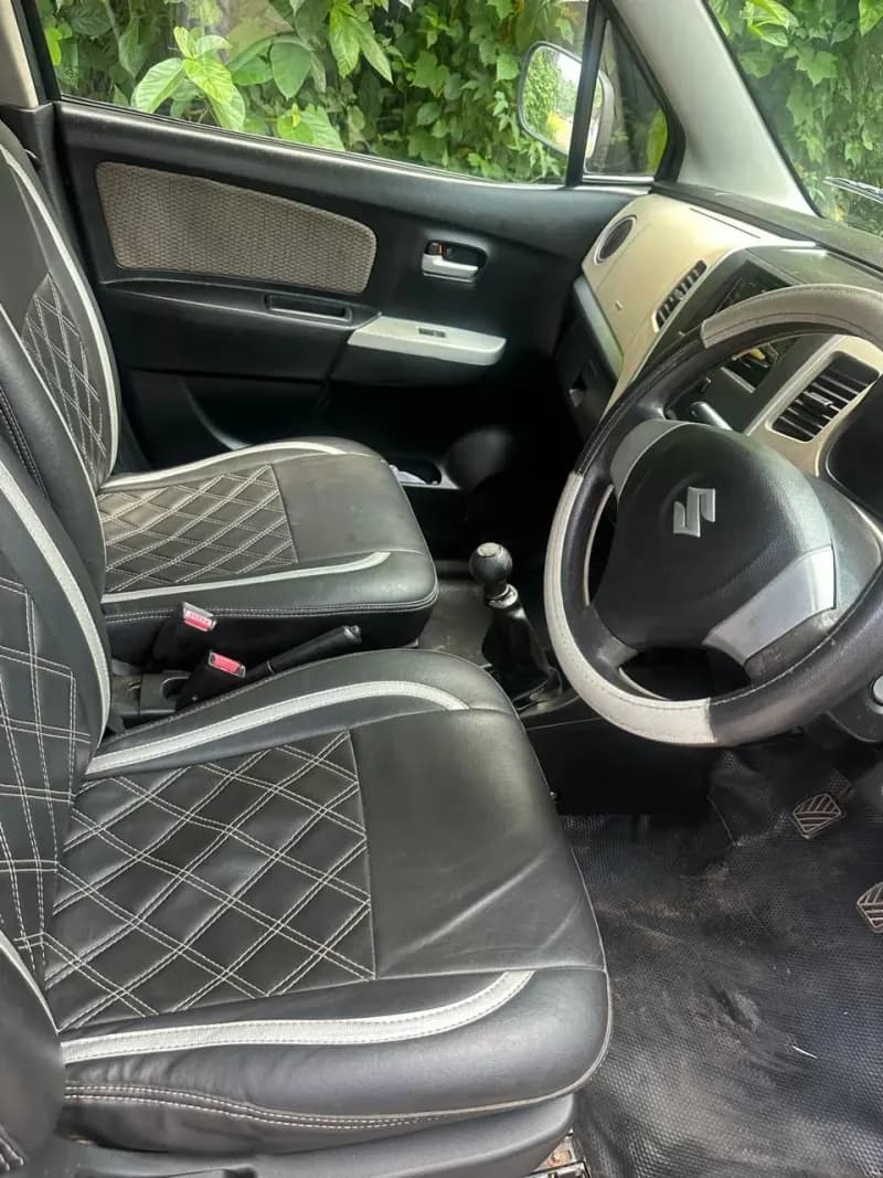 2014 Maruti Suzuki Wagon R LXi Pro Limited Edition in brown — photo 6 of 6