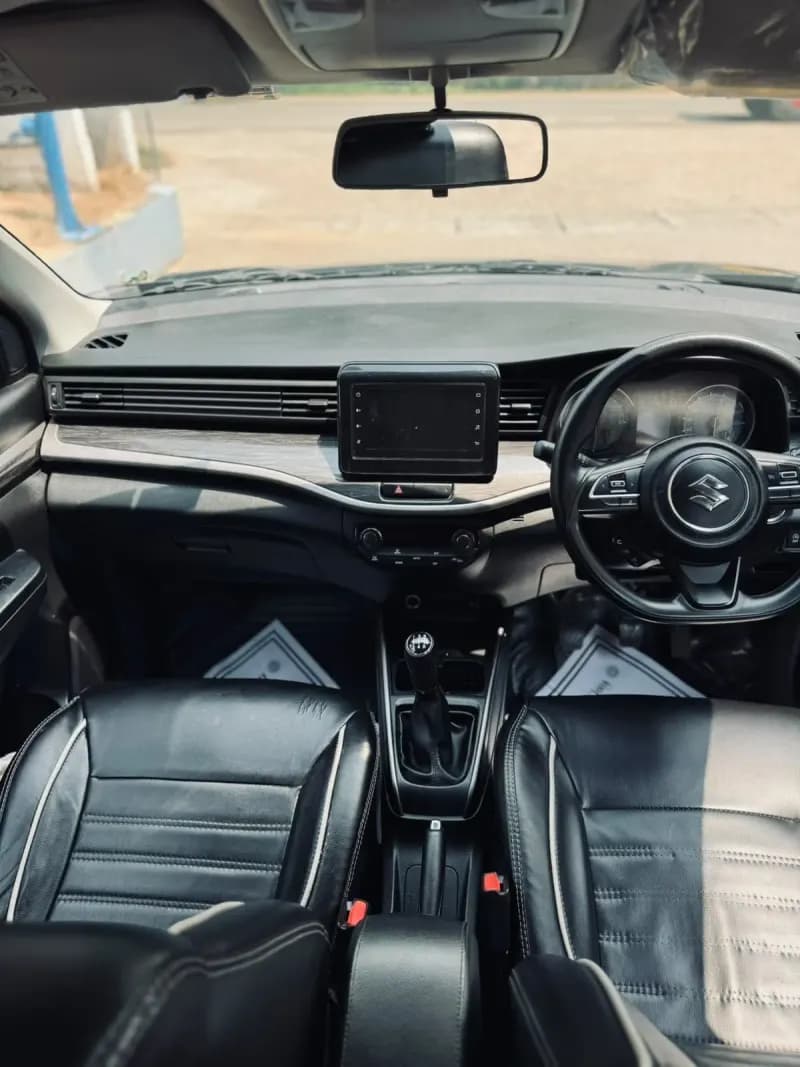 2020 Maruti Suzuki XL6 Zeta petrol in blue, dashboard and manual gear lever – RR Motors, Iritty, Kannur