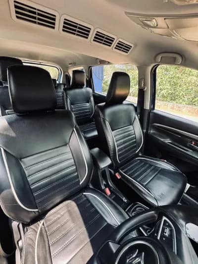 2020 Maruti Suzuki XL6 Zeta petrol in blue, front seats and cabin – RR Motors, Iritty, Kannur