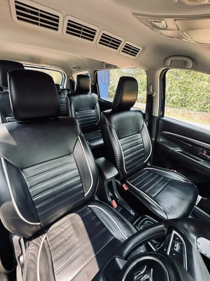 2020 Maruti Suzuki XL6 Zeta petrol in blue, front seats and cabin – RR Motors, Iritty, Kannur
