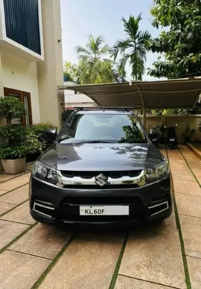 2018 Maruti Suzuki Vitara Brezza VDi diesel in grey, front view – Car City, Mattanur, Kannur