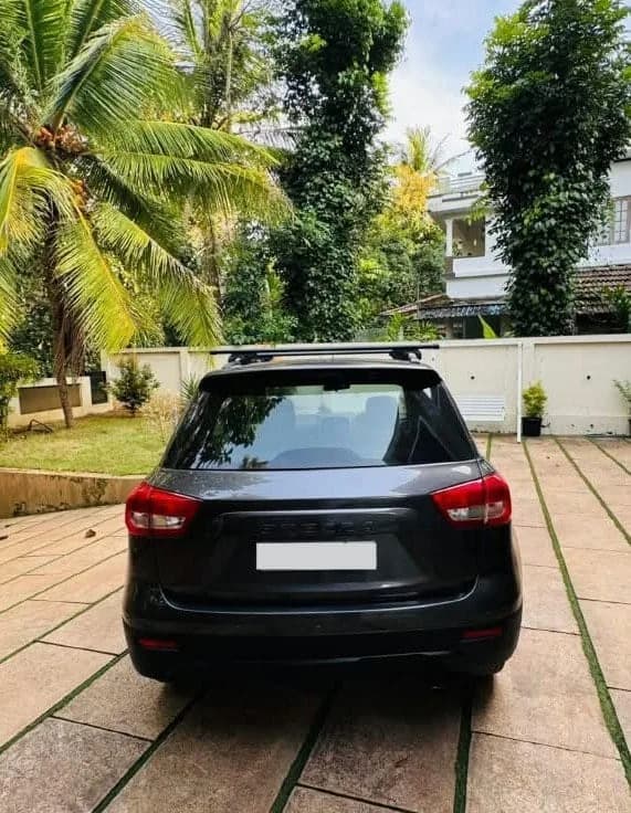 2018 Maruti Suzuki Vitara Brezza VDi diesel in grey, rear view – Car City, Mattanur, Kannur