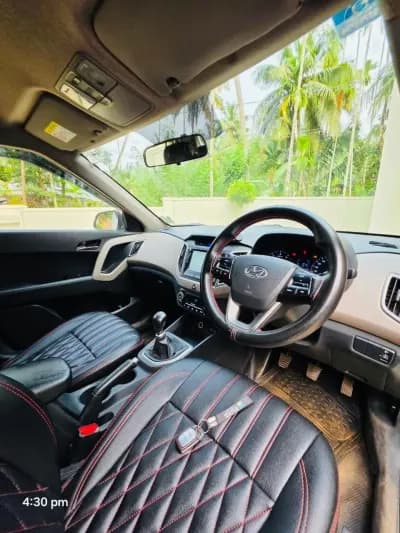 2017 Hyundai Creta SX(O) 1.6 CRDi diesel in white, dashboard and manual gear lever – Car City, Mattanur, Kannur