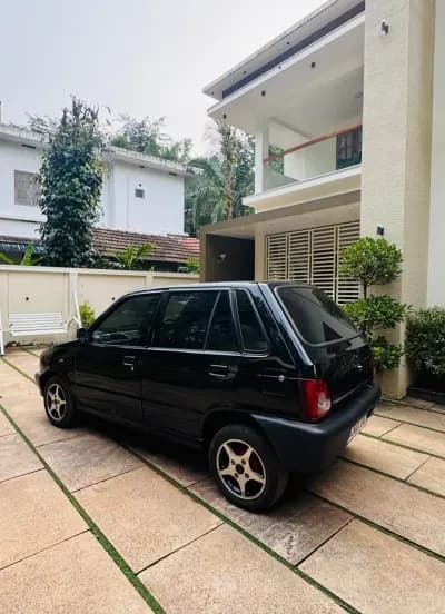 2013 Maruti Suzuki 800 AC petrol in black, rear three-quarter view – Car City, Mattanur, Kannur