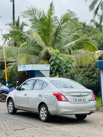2014 Nissan Sunny Xv in slilver — photo 5 of 7