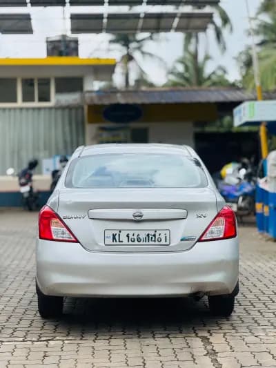 2014 Nissan Sunny Xv in slilver — photo 6 of 7