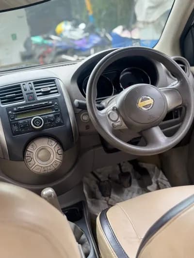 2014 Nissan Sunny Xv in slilver — photo 7 of 7