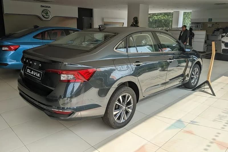 2023 Skoda Slavia EX — photo 1 of 1